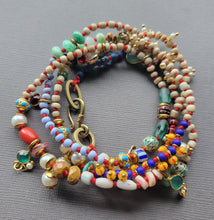 Load image into Gallery viewer, Necklace 3902