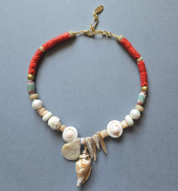 Necklace 5690