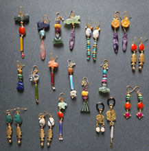 Load image into Gallery viewer, Earrings 1948