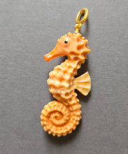 Load image into Gallery viewer, Pendant 1693