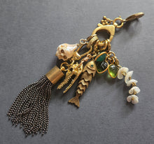 Load image into Gallery viewer, Pendant 1437