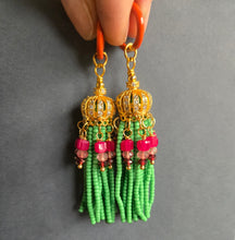 Load image into Gallery viewer, Earrings 1966
