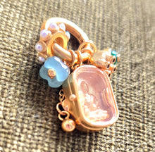 Load image into Gallery viewer, Pendant 1617