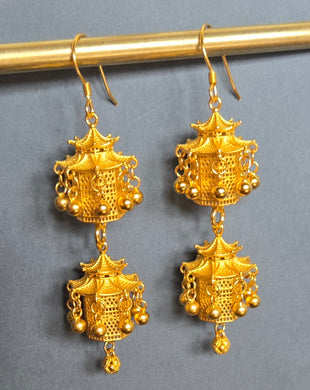 Earrings 1859