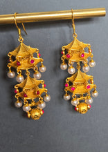 Load image into Gallery viewer, Earrings 1858