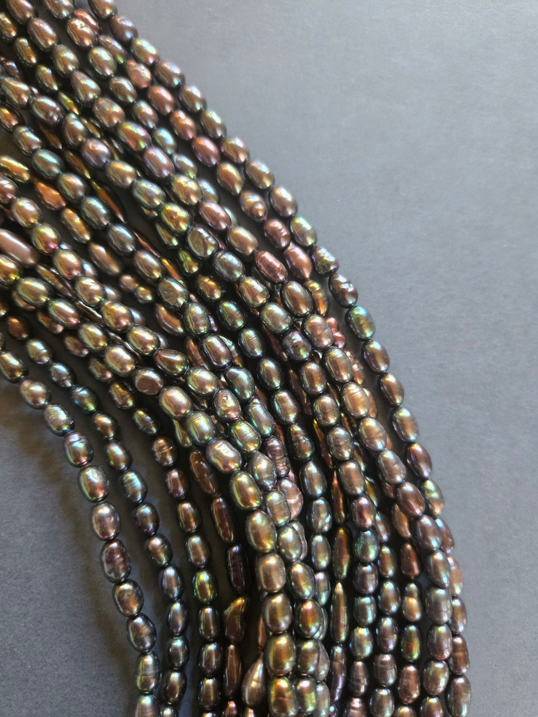 Bead 1114