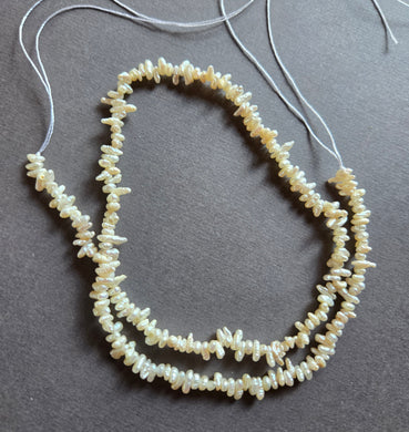 Bead 1112