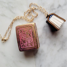 Load image into Gallery viewer, Book 1073