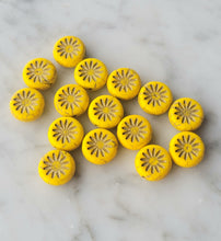 Load image into Gallery viewer, Bead 1020