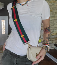Load image into Gallery viewer, Vintage purse 1001