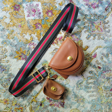 Load image into Gallery viewer, Vintage Purse 1003