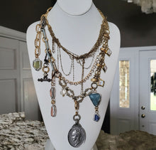 Load image into Gallery viewer, Necklace 3023