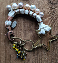 Load image into Gallery viewer, Bracelet 1104