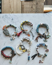 Load image into Gallery viewer, Bracelet 1156
