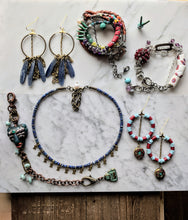 Load image into Gallery viewer, Earrings 1049