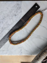 Load image into Gallery viewer, Tradebeads 1043