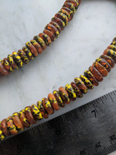 Load image into Gallery viewer, Tradebeads 1043
