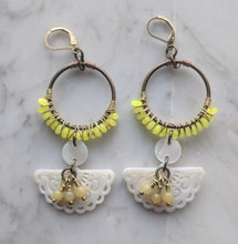 Load image into Gallery viewer, Earrings 1075