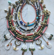 Load image into Gallery viewer, Earrings 1078