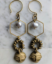 Load image into Gallery viewer, Earrings 1086