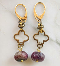 Load image into Gallery viewer, Earrings 1106
