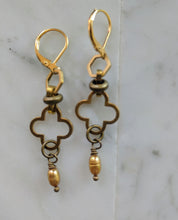 Load image into Gallery viewer, Earrings 1122
