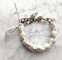 Load image into Gallery viewer, Bracelet 1886
