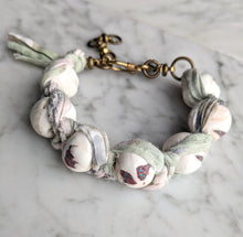 Load image into Gallery viewer, Bracelet 1885