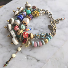 Load image into Gallery viewer, Bracelet 2001