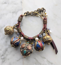Load image into Gallery viewer, Bracelet 2025