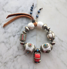 Load image into Gallery viewer, Bracelet 2031