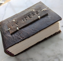 Load image into Gallery viewer, Book 1021