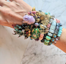 Load image into Gallery viewer, Bracelet 2202