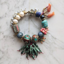 Load image into Gallery viewer, Bracelet 2207