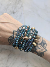 Load image into Gallery viewer, Bracelet 2206