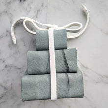 Load image into Gallery viewer, Book 1058