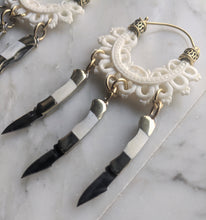 Load image into Gallery viewer, Earrings 1359