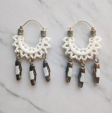 Load image into Gallery viewer, Earrings 1359